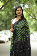 Load image into Gallery viewer, Traditional Odisha handloom green saree with leaf motifs and black pallu – Pasapali
