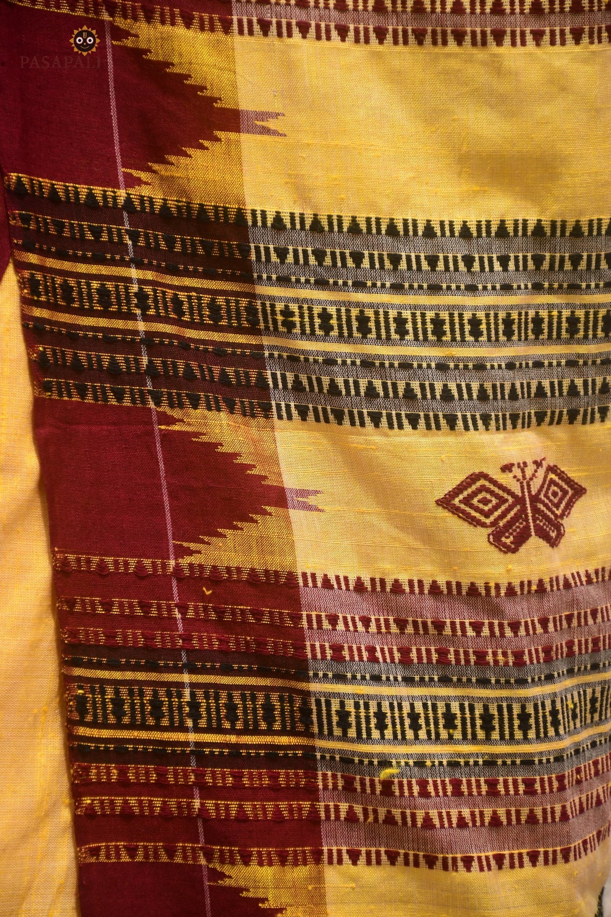 Arunima Kotpad saree border motif view — kumbha raised temple, multi-shuttle interlocking, authentic Kotpad textile GI