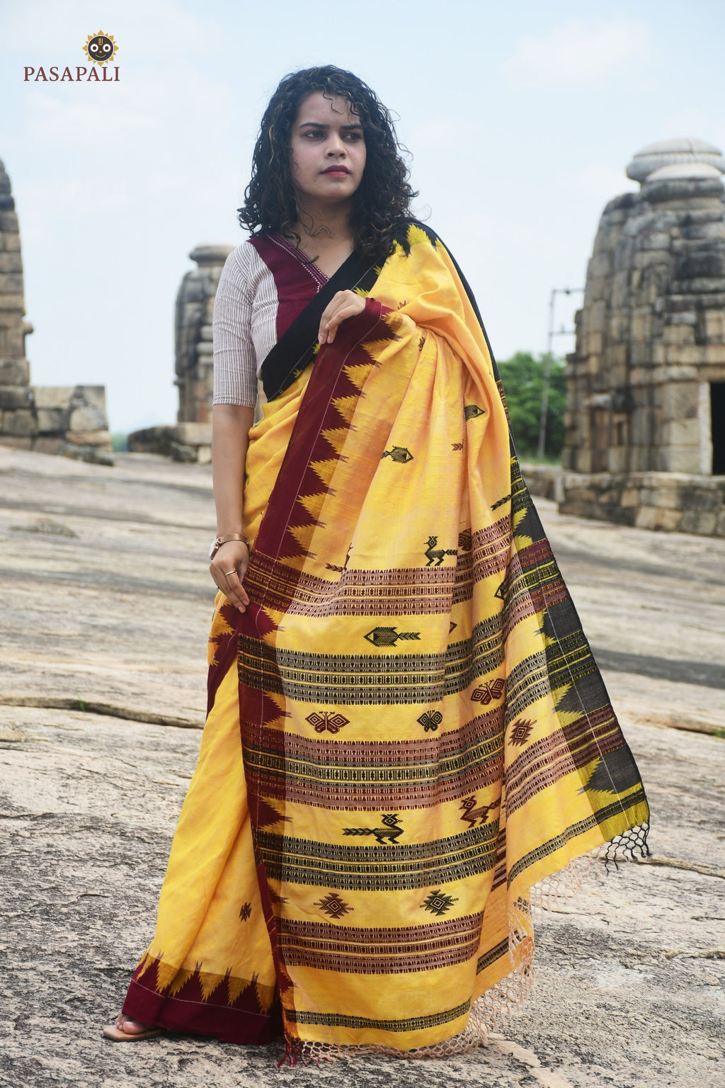 Arunima Kotpad natural dye saree texture close-up — handspun Tussar Cotton Silk, aal bark dye, Odisha tribal weave
