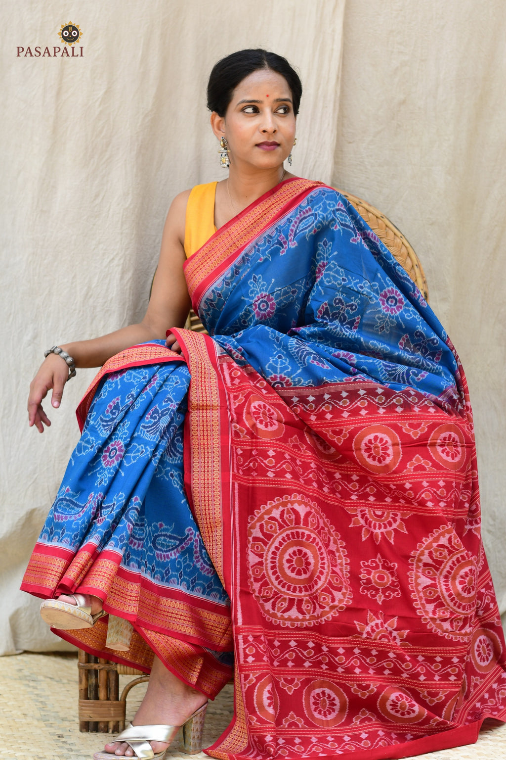 Mercerized cotton texture detail — Barshika Sambalpuri Bandha saree warp and weft ikat alignment by Pasapali
