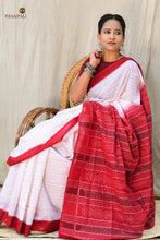 Load image into Gallery viewer, Mercerized cotton texture close-up of Bhargavi — Sambalpuri Handloom double ikat weave, warp 120 weft 120, Pasapali
