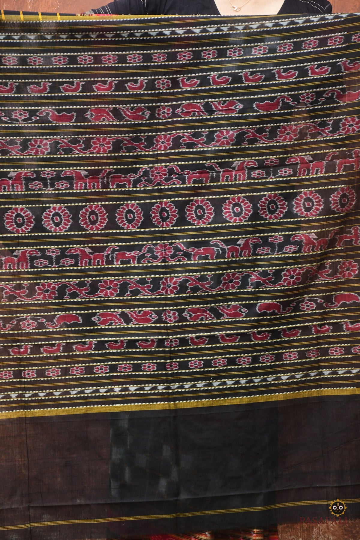 Bichitrapuri green black Sambalpuri cotton saree full view — double ikat, fish border, phula pallu | Pasapali