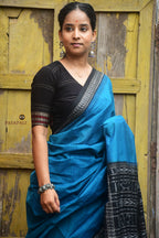 Mercerized cotton texture detail of Bimala Sambalpuri Bandha saree — Bandhakala double ikat weave, Pasapali