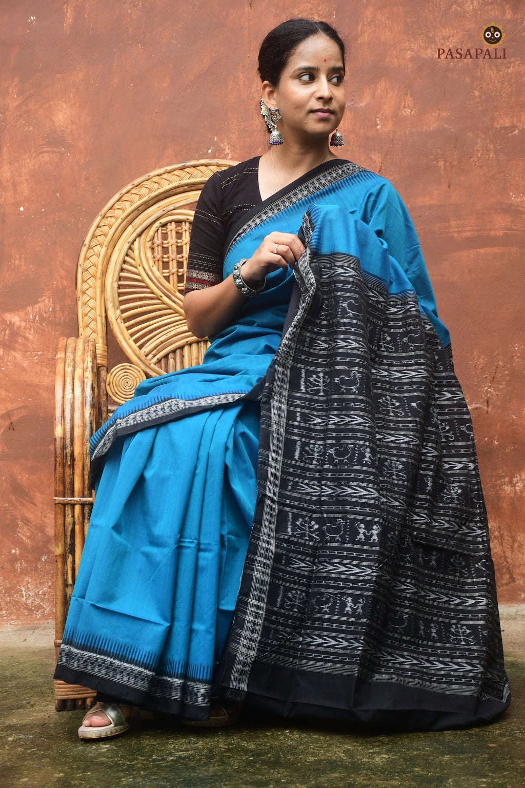 Handloom drape view of Bimala — authentic Sambalpuri Bandha ikat saree in blue mercerized cotton, Pasapali