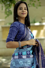 Load image into Gallery viewer, Mercerized cotton Sambalpuri Sachipar saree in blue and sky blue Pasapali design with fish-star border – Pasapali.
