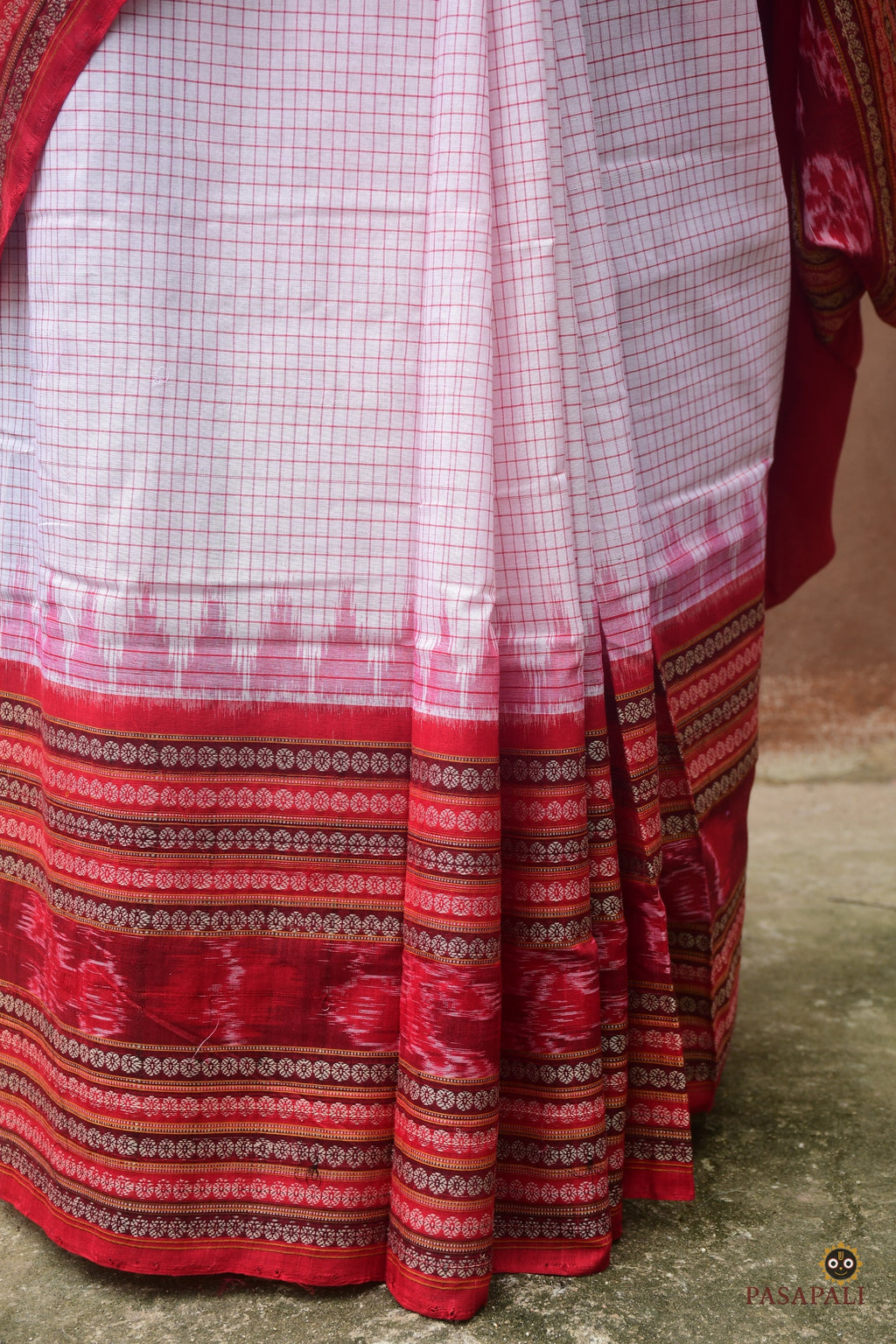 Charushila Sambalpuri handloom saree draped view — Sachipar weave, red dasphulia border, GI certified, Pasapali