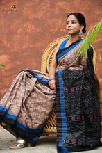 Load image into Gallery viewer, Chitralekha border close-up – blue black ikat stripes, Sambalpuri Bandha handloom saree, Bhulia weavers, Pasapali
