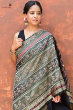 Mercerized cotton texture close-up of Chitrangada grey Sambalpuri Handloom Bandha saree, warp 120 weft 120, Pasapali