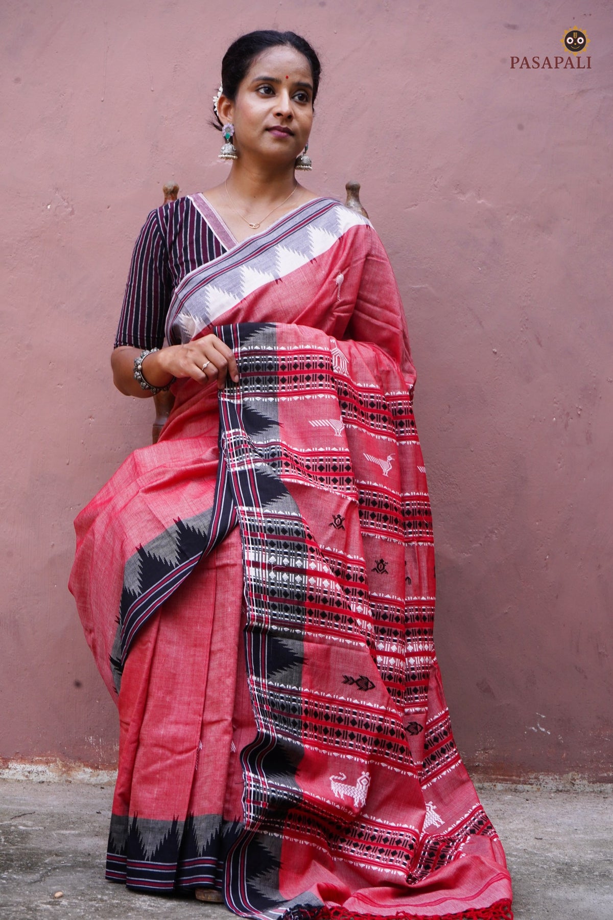Dharani Kotpad saree Kumbha border — solid raised temple design, black secondary colour, multi-shuttle technique