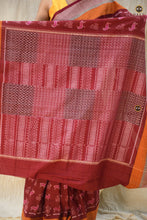 Load image into Gallery viewer, Harini maroon Sambalpuri cotton saree flat lay — full length 5.40m with blouse, Pasapali
