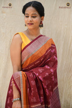 Load image into Gallery viewer, Harini maroon Sambalpuri Bandha mercerized cotton saree full view — Pasapali handloom

