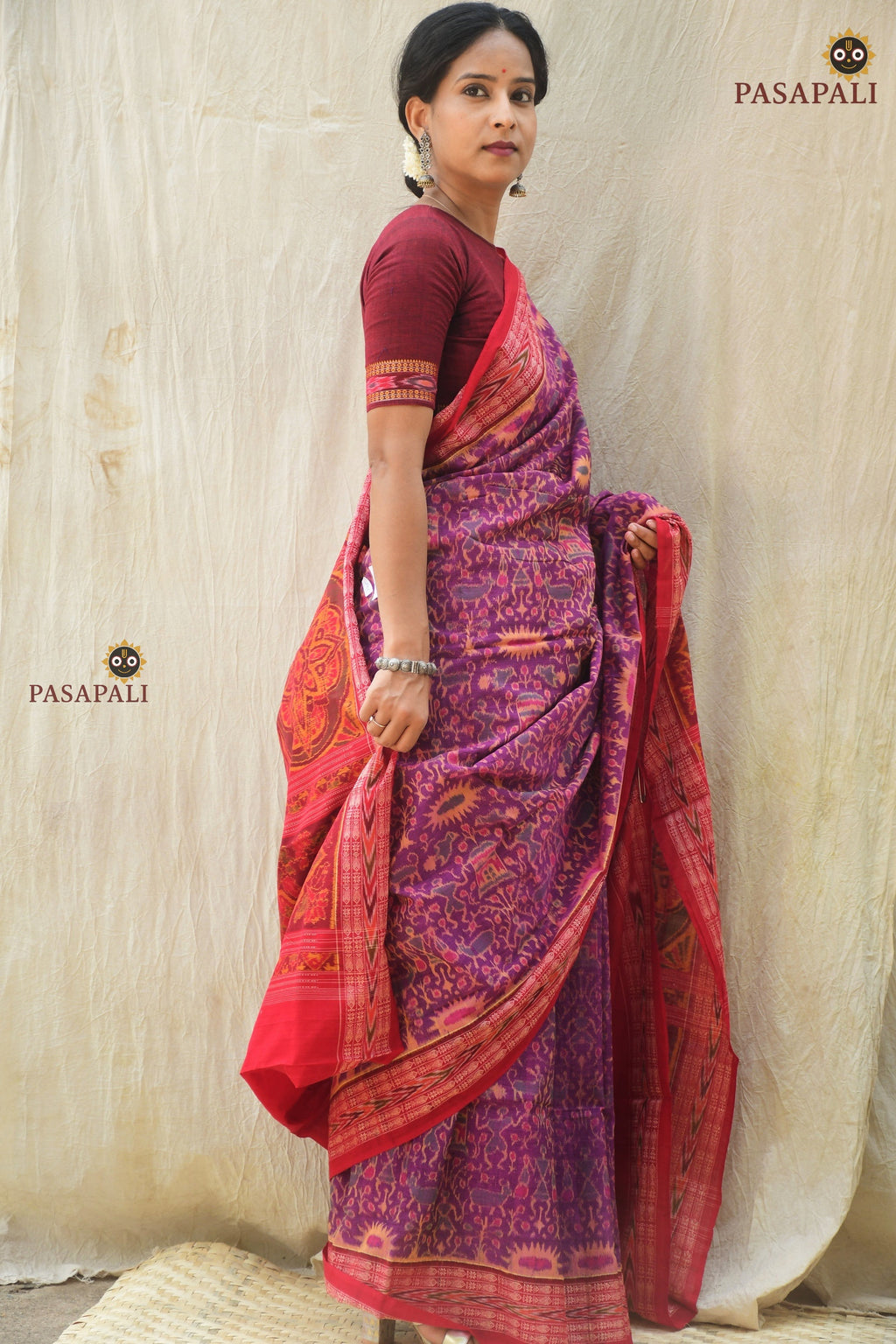 Janapadi purple Sambalpuri cotton saree full view — Bandha double ikat, fish border, Plula & Konark pallu. Pasapali.