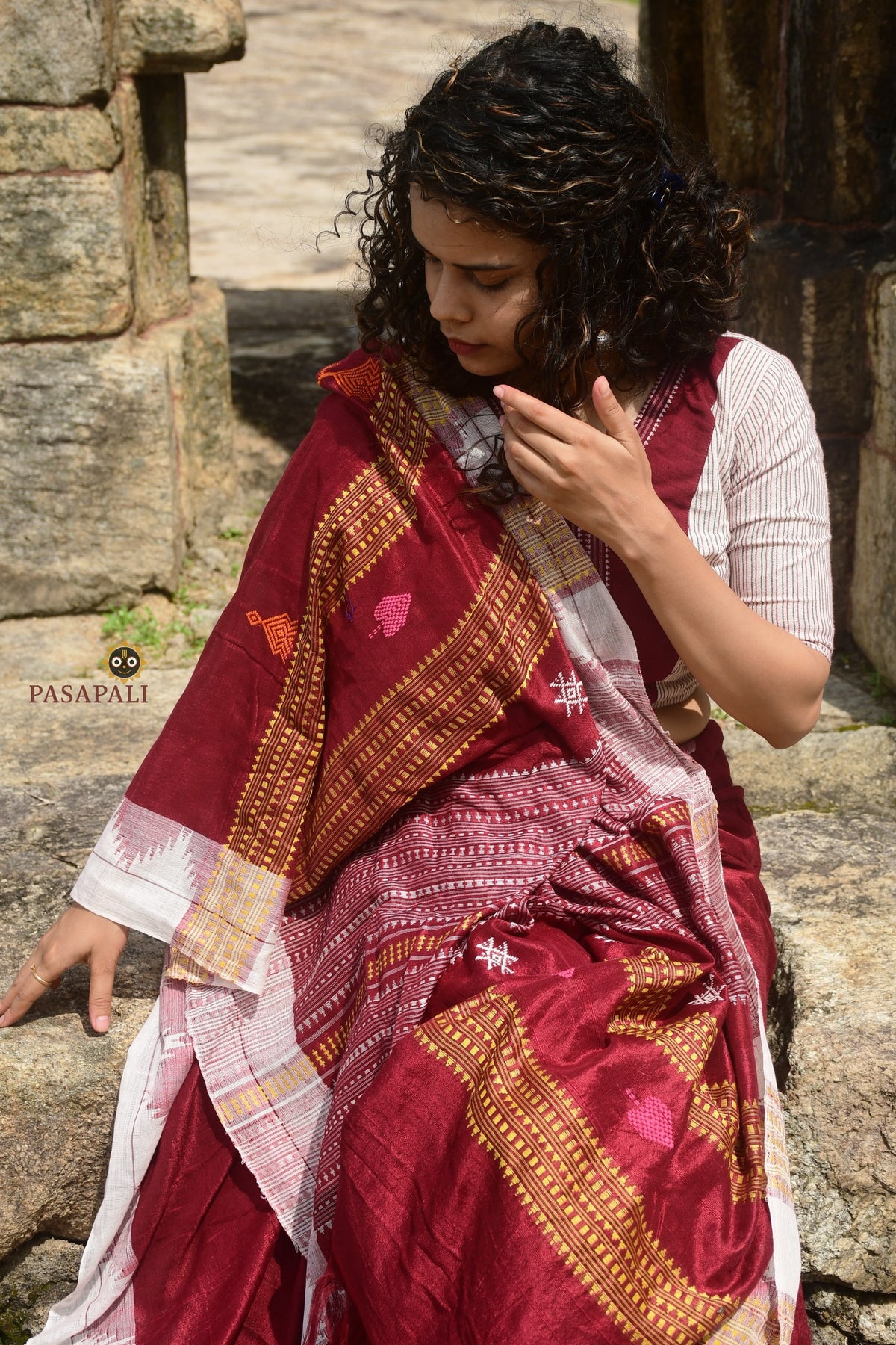 Kanan Kotpad saree pharsa axe motif close-up — extra-weft technique, organic vegetable dye, Tussar Cotton Silk