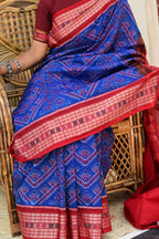 Body weave detail of Kaumudi Sambalpuri cotton saree showing geometrical chevron double ikat pattern by Bhulia weavers