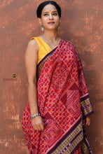 Load image into Gallery viewer, Konark Chakrika — fish motif border close-up, Sambalpuri Bandha double ikat mercerized cotton saree, Pasapali
