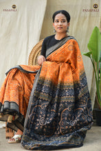Load image into Gallery viewer, Floral ikat motif close-up from Kusumita black pallu — GI certified Sambalpuri Bandha saree, Pasapali
