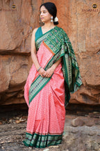 Madhujaal Sambalpuri saree border detail — fish motif woven by Bhulia weavers Odisha in green on peach | Pasapali