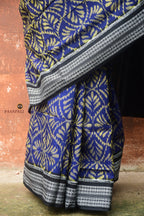 Front drape of Manjari in mercerized cotton — Sambalpuri Bandha weave, bird motif pallu, rudraksha border, Pasapali