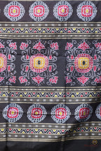 Rudraksha border and patra body motif close-up — Manjari Sambalpuri Bandha saree, Bhulia woven, Pasapali Odisha