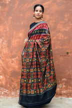 Matangi — pallu close-up showing bird and flower Bandha ikat motif on maroon Sambalpuri cotton saree by Pasapali