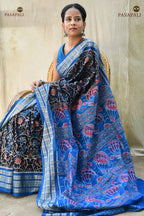 Nishigandha pallu close-up — blue Bandha ikat motifs on authentic Sambalpuri handloom saree by Pasapali