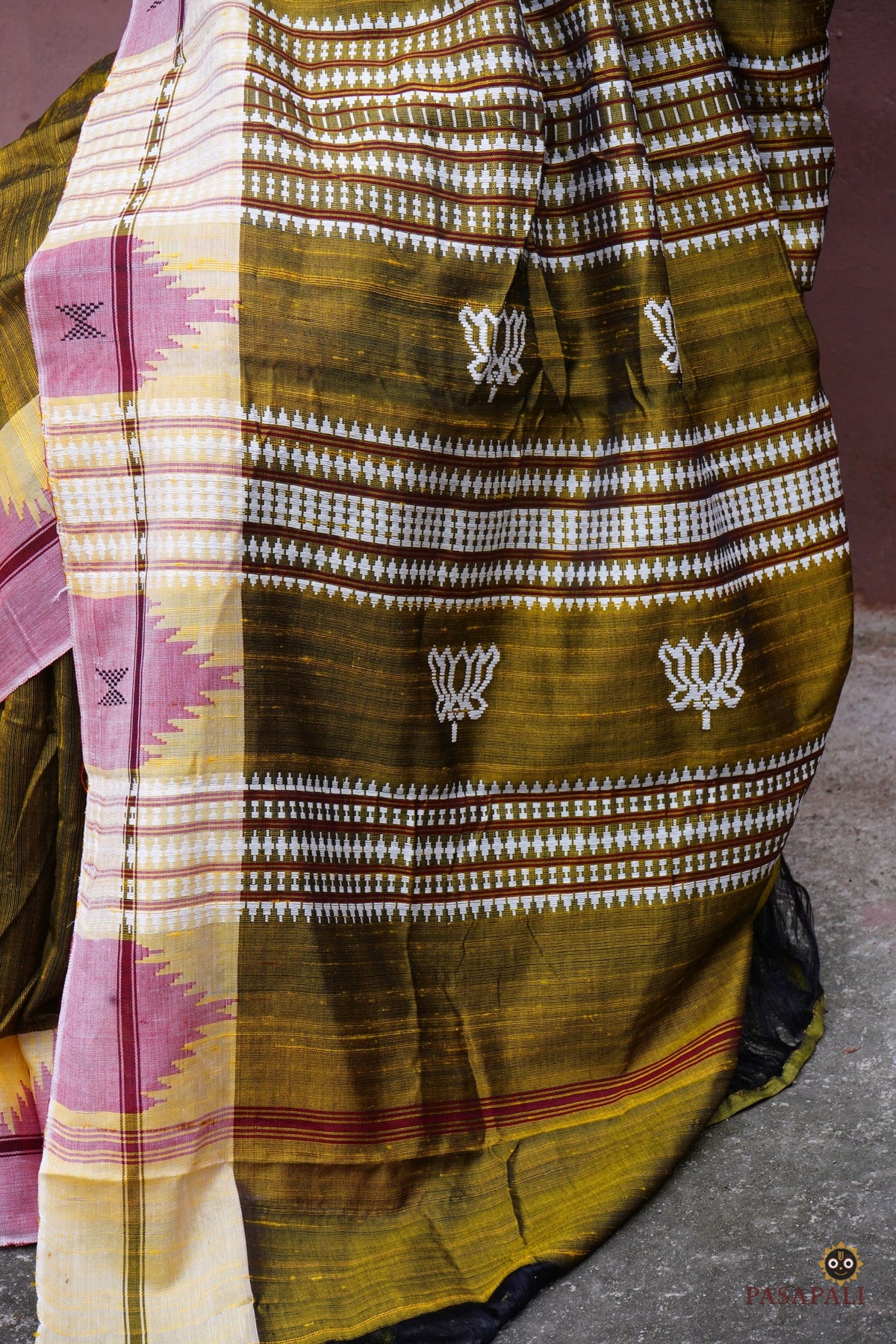 Pallava Kotpad natural dye saree front drape — golden off-white Tussar Cotton Silk, Kumbha border detail