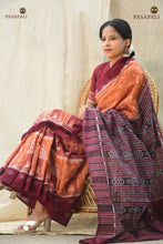 Load image into Gallery viewer, Pallisri handloom drape view — authentic Sambalpuri handloom saree in mercerized cotton, tribal hut and flower motifs.
