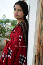 Load image into Gallery viewer, pasapalli cotton saree
