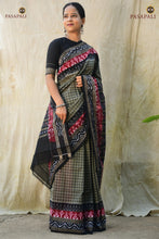 Load image into Gallery viewer, Overall flat lay of Pasarekha Grey Sambalpuri cotton saree — check body, Rudraksha border, flower pallu, by Pasapali
