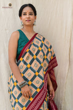 Load image into Gallery viewer, Pashika authentic Sambalpuri handloom saree body weave detail — Pasapali double ikat saktapar motif on cream mercerized cotton
