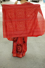 Load image into Gallery viewer, Orange &amp; Maroon Sambalpuri Cotton Saree | Circular Flower Ikat – Pasapali
