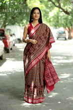 Load image into Gallery viewer, Ashwaroha - Sambalpuri Saree with Ashwa Bandha Motif

