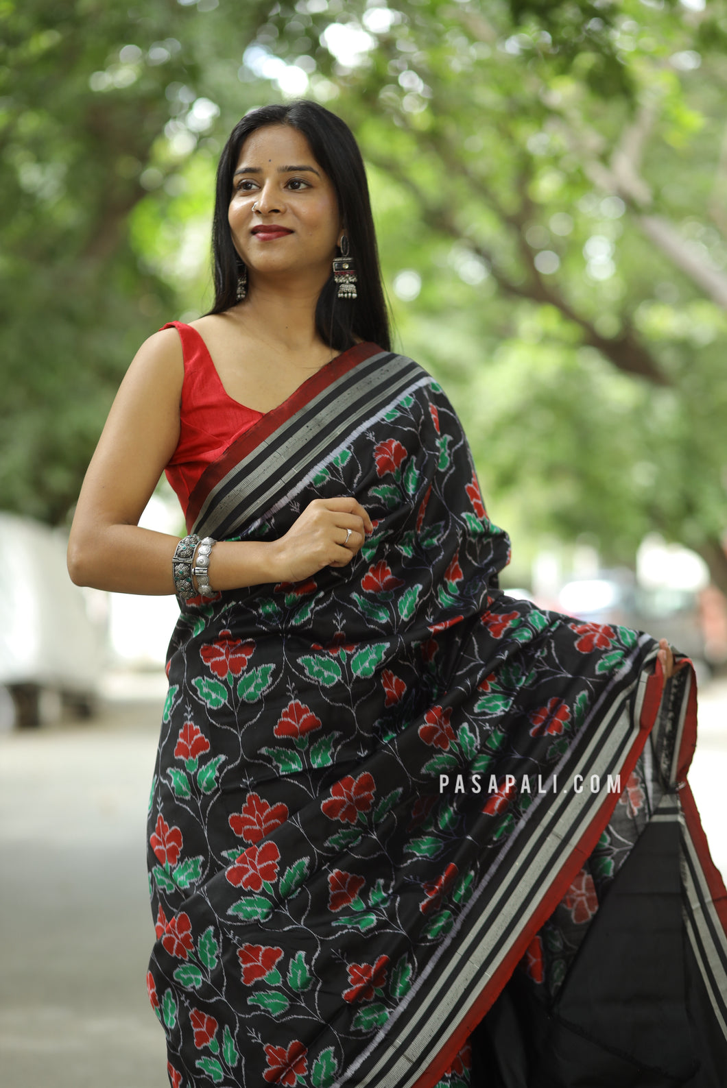 LAAL MANDAAR - MULBERRY SAMBALPURI SILK