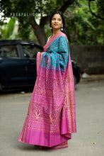 Load image into Gallery viewer, Neelshankha - Teal Blue Mercerized Cotton Sambalpuri Saree with Fish &amp; Shankh Motifs and Pink Star Border
