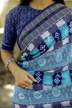 Load image into Gallery viewer, Neelachitra - Sachipar &amp; mini Pasapali Motifs
