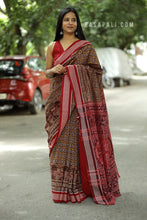 Load image into Gallery viewer, Ashwaroha - Sambalpuri Saree with Ashwa Bandha Motif
