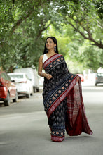 Load image into Gallery viewer, Mercerized Cotton Sambalpuri Saree | Black Mayura Pankh - Pasapali
