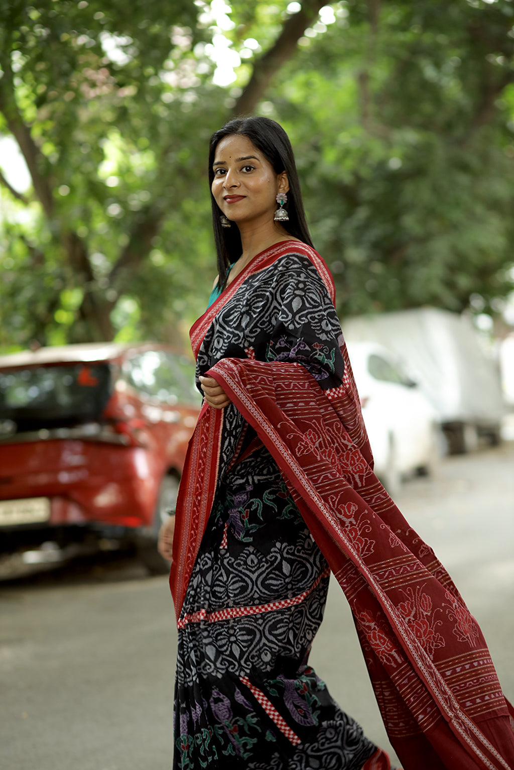 Black Sambalpuri Cotton Saree | Mayur Pasapali Ikat – Pasapali