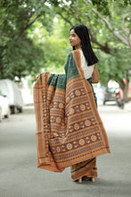 Load image into Gallery viewer, Vardhini - Sambalpuri Saree with Lakshmi Paduka, Phula Jala &amp; Gaja Motifs
