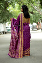 Load image into Gallery viewer, Kanakpriya - Mulberry Silk Sambalpuri Saree with Golden Tissue Phoda Kumbha Border
