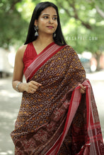 Load image into Gallery viewer, Ashwaroha - Sambalpuri Saree with Ashwa Bandha Motif
