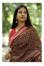 Load image into Gallery viewer, Ashwaroha - Sambalpuri Saree with Ashwa Bandha Motif
