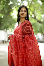 Load image into Gallery viewer, Orange &amp; Maroon Sambalpuri Cotton Saree | Circular Flower Ikat – Pasapali
