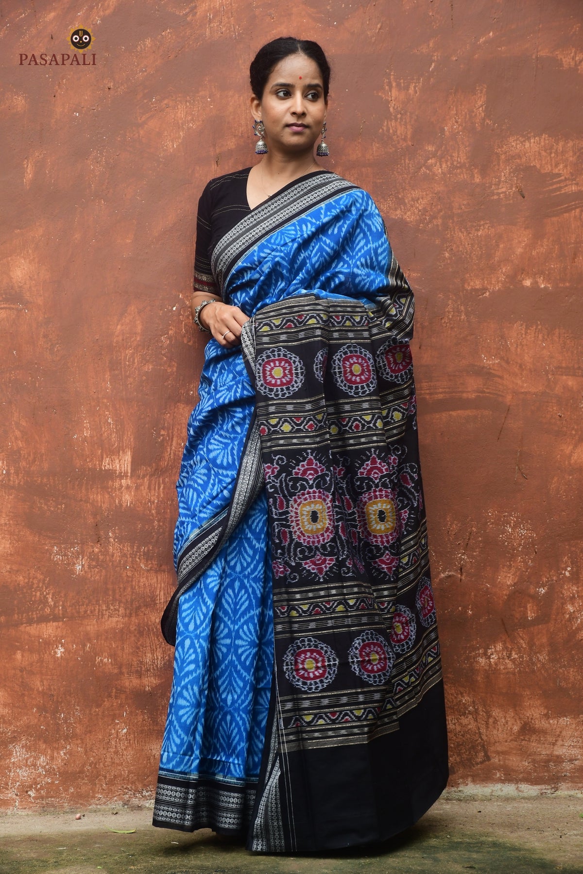 Rajani blue Sambalpuri cotton saree — full hero view, Bandha double ikat, rudraksha border, Pasapali handloom Odisha