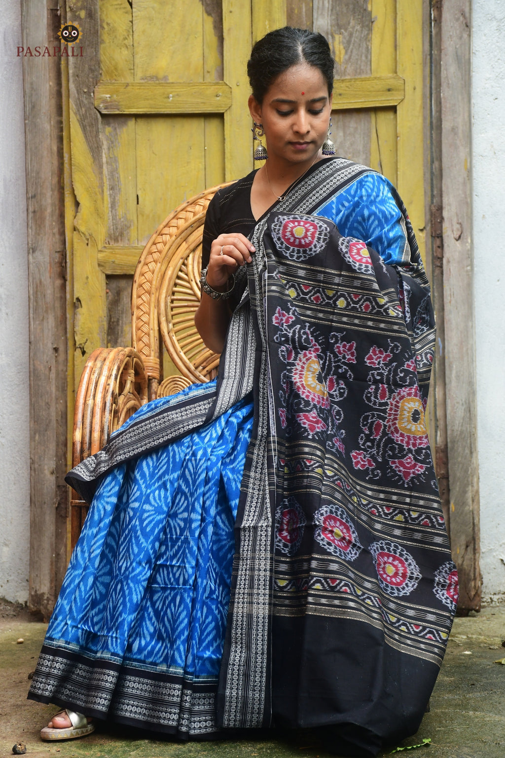 Rajani blue Sambalpuri Bandha saree front drape — bird and phula pallu motif, mercerized cotton, Pasapali