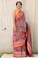 Load image into Gallery viewer, Close-up of Rudraksha border on Rekha purple Sambalpuri Bandha cotton saree — double ikat Bandhakala weave | Pasapali
