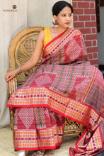 Load image into Gallery viewer, Mercerized cotton texture detail of Rekha Sambalpuri Bandha saree showing double ikat thread precision | Pasapali
