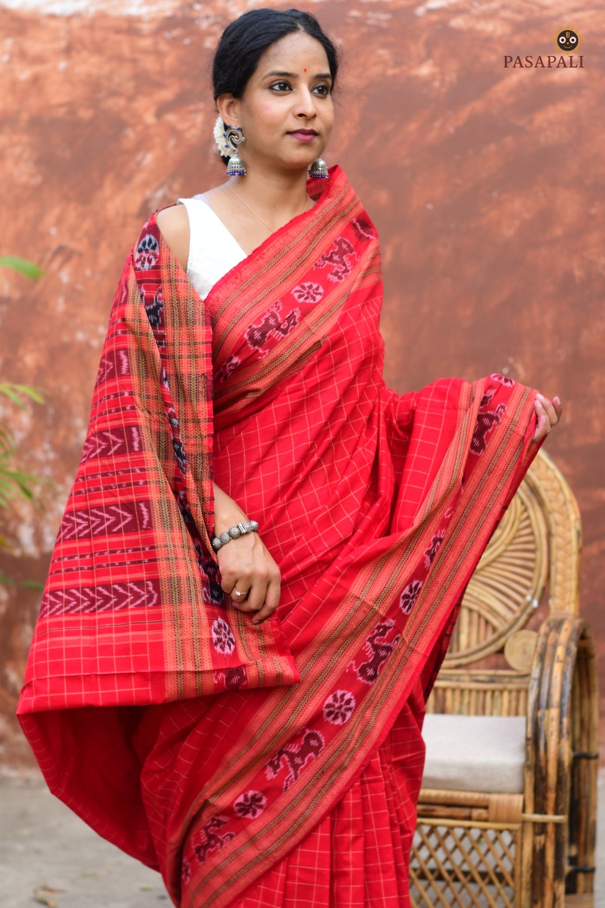 Sachipar Daanti body weave — Danti check motifs woven with jala technique, Sambalpuri Bandha cotton saree