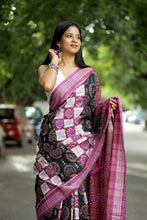 Load image into Gallery viewer, Close-up of black and mauve Pasapalli checkerboard pattern with Ikat details – Pasapali
