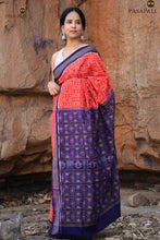 Load image into Gallery viewer, Ikat body weave detail of Shvetra orange Sambalpuri cotton saree, Bhulia weavers, Pasapali
